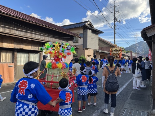 ①　表紙